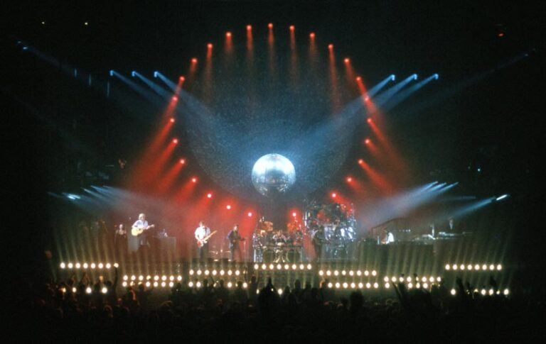 pink floyd tour delicate sound of thunder