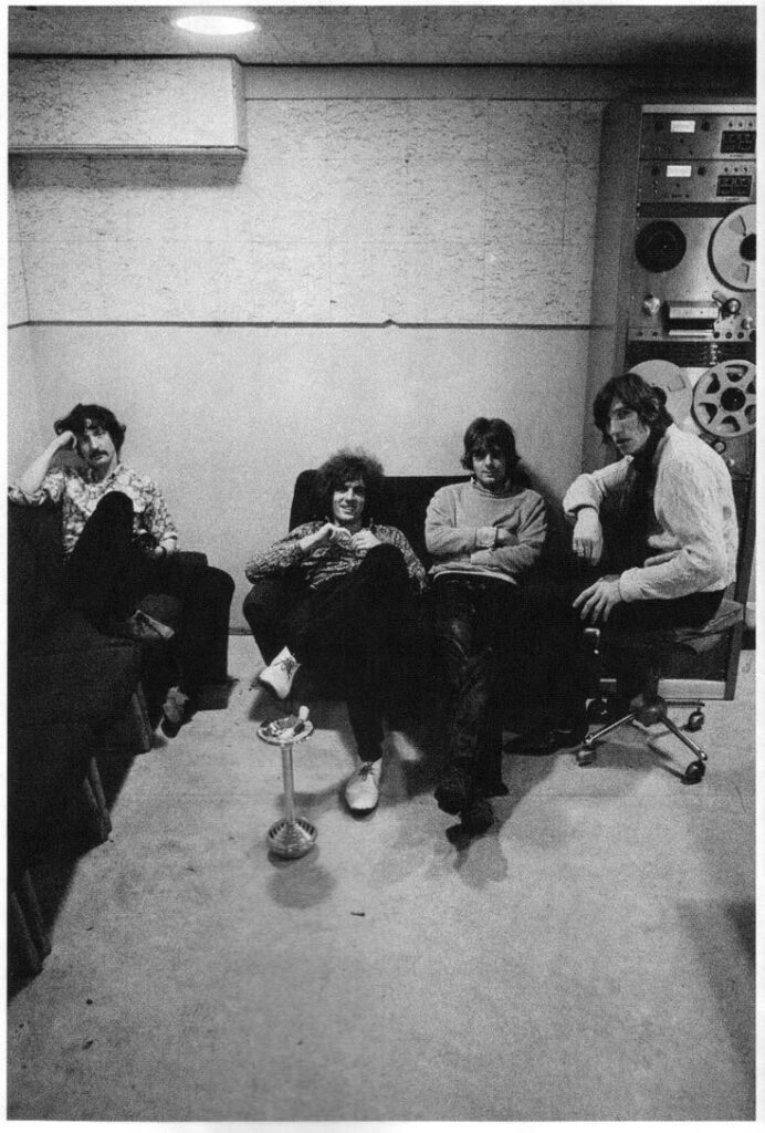 1967 In The Studio | Pink Floyd and Syd Barrett Session – Pink Floyd News