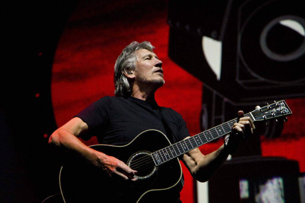 Pink Floyd Photos - 10k photos to see!